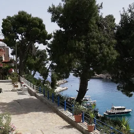 Hara 2* Patitiri (Alonnisos)