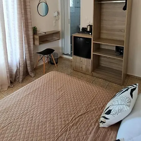 Hara Guest house 2*