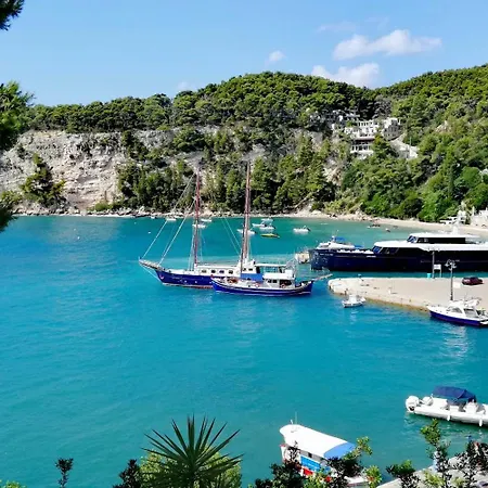 Hara 2* Patitiri (Alonnisos)